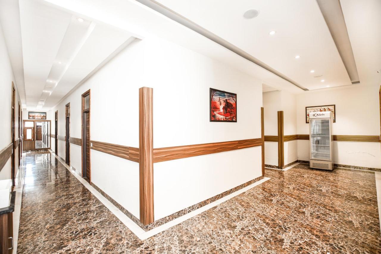 Hotel Woodcrest Zirakpur Chandigarh- Best Family Hotel - Luxurious Rooms - Unit Of Sidham Group Esterno foto
